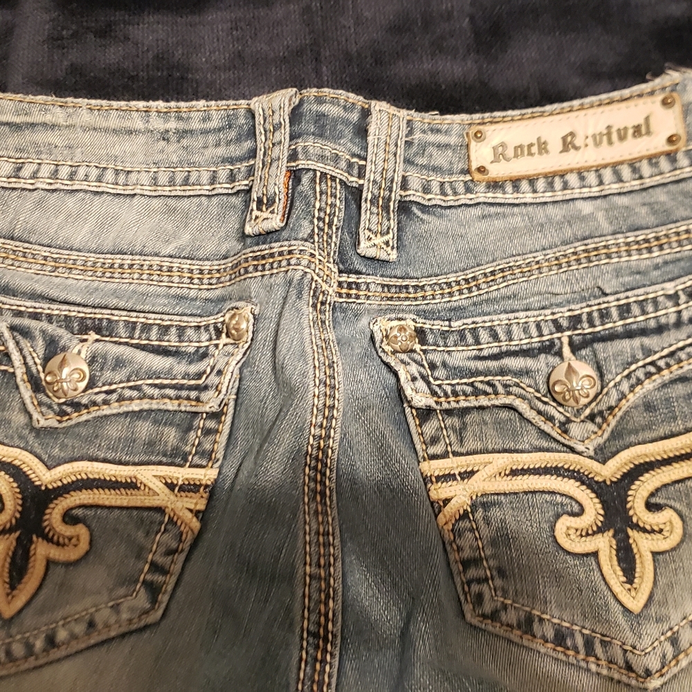 Womens rock revival jeans size 30